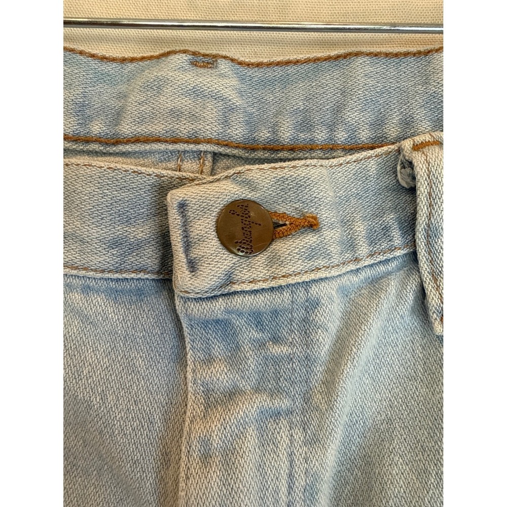 Wrangler Vintage High Waisted Denim Shorts Light Wash Cut Off Western 32 waist - Picture 2 of 8